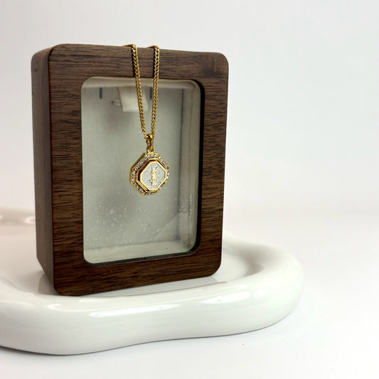 YSL 八角晶鑽項鍊|YSL Hexagon Crystal Logo Necklace