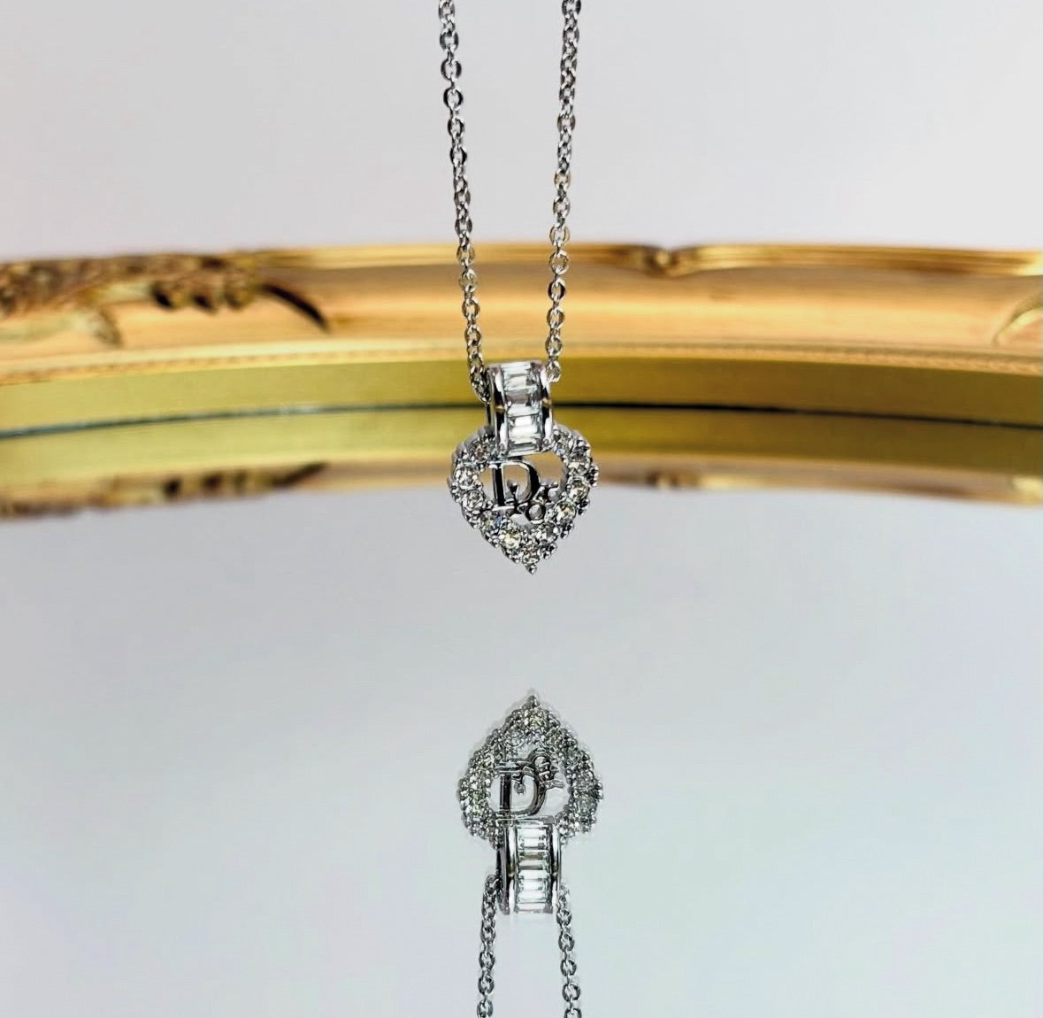 Dior 心意微光|Dior Crystal Heart Logo Necklace