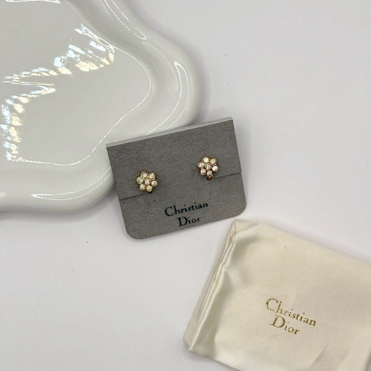 Dior 水鑽花朵耳夾｜Dior Rhinestone Floral Clip-On Earrings