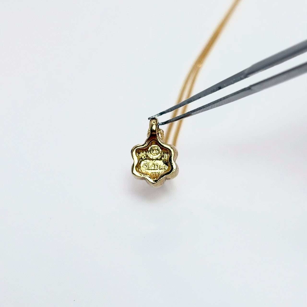 Dior 水鑽花朵項鍊｜Dior Rhinestone Floral Necklace