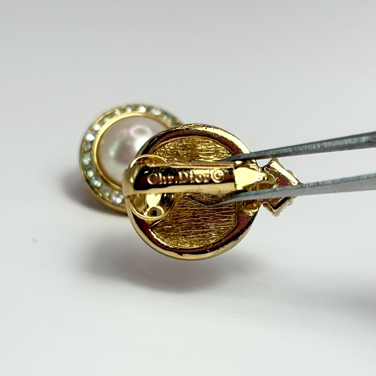 Dior 晶鑽珍珠耳夾 | Dior Pearl &amp; Crystal Clip-On Earrings