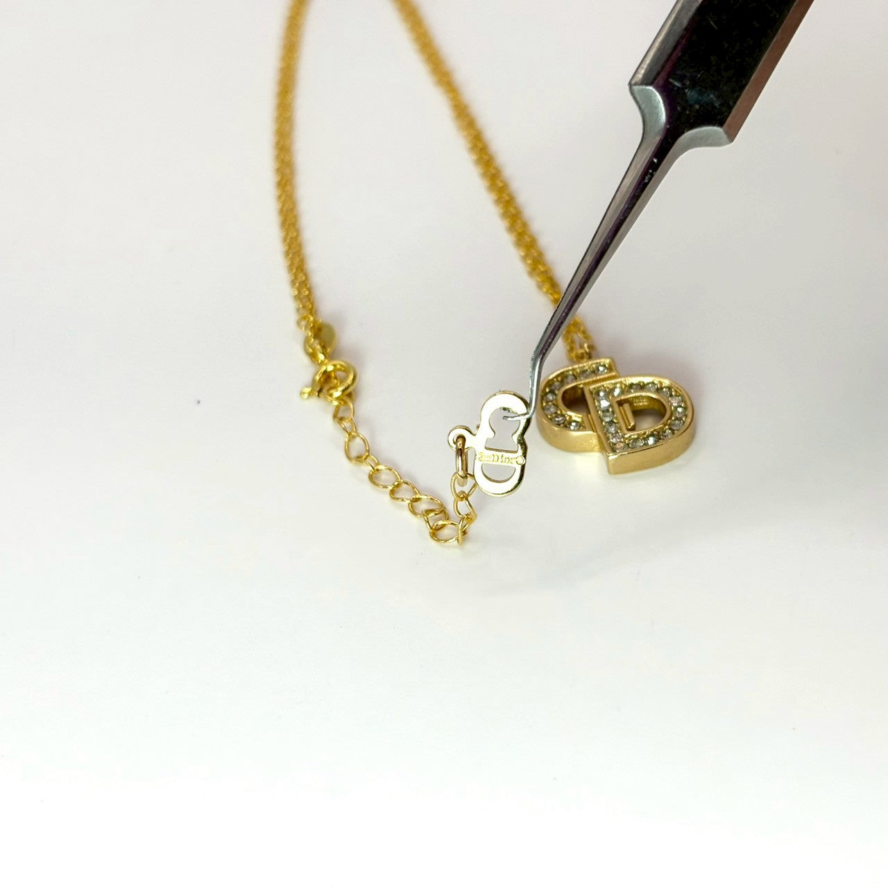 Dior 交疊徽記微鑽項鍊 | Dior Crystal CD Initial Necklace