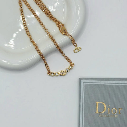 Dior 金標微光｜CD Crystal Glow Necklace —Gold Ver.