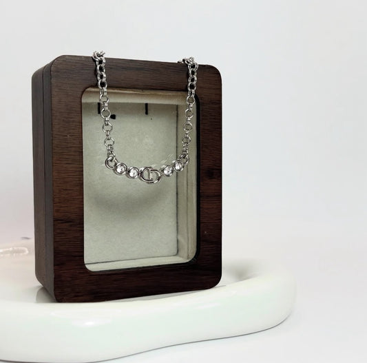Dior 銀光微語｜CD Crystal Glow Necklace – Silver Ver.