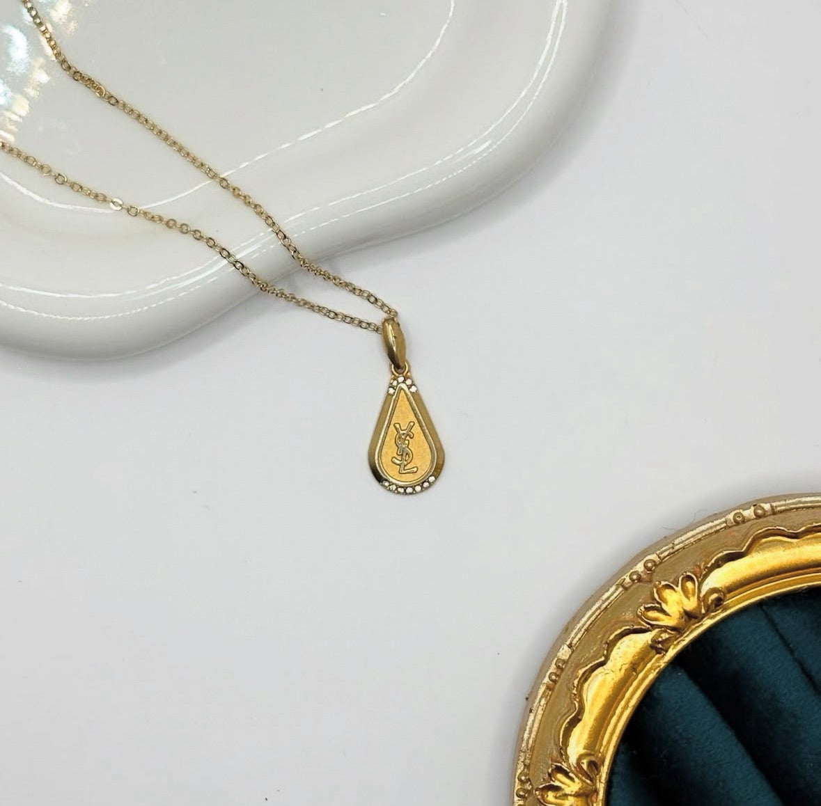 YSL 金色水滴吊墜項鍊｜YSL Gold Droplet Pendant Necklace