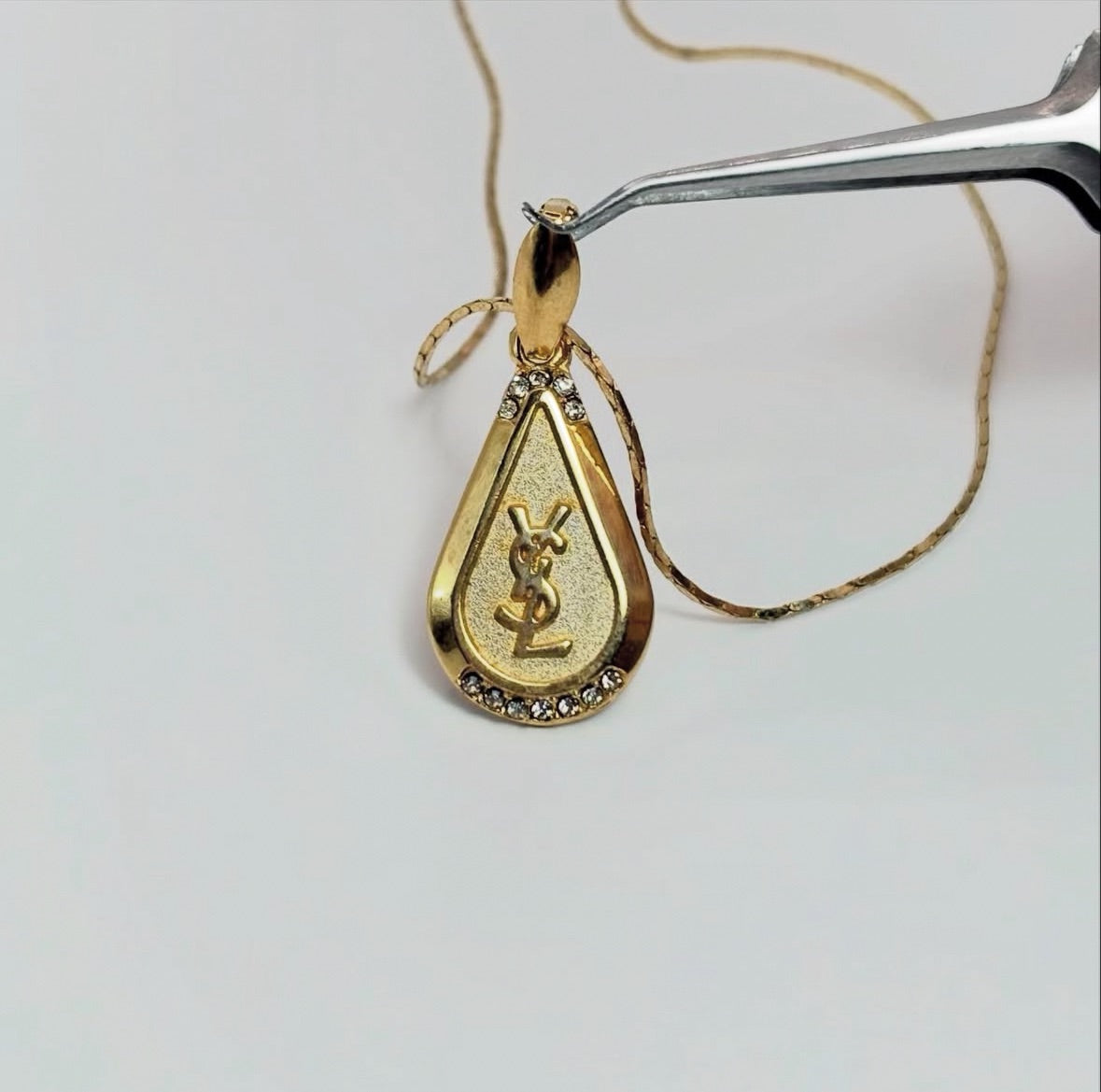 YSL 金色水滴吊墜項鍊｜YSL Gold Droplet Pendant Necklace